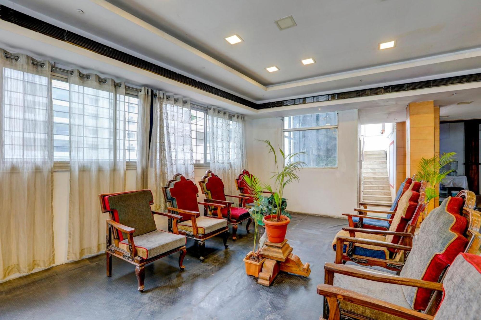 Hotel O Rajdhani Group Of Hotels مَسّور المظهر الخارجي الصورة