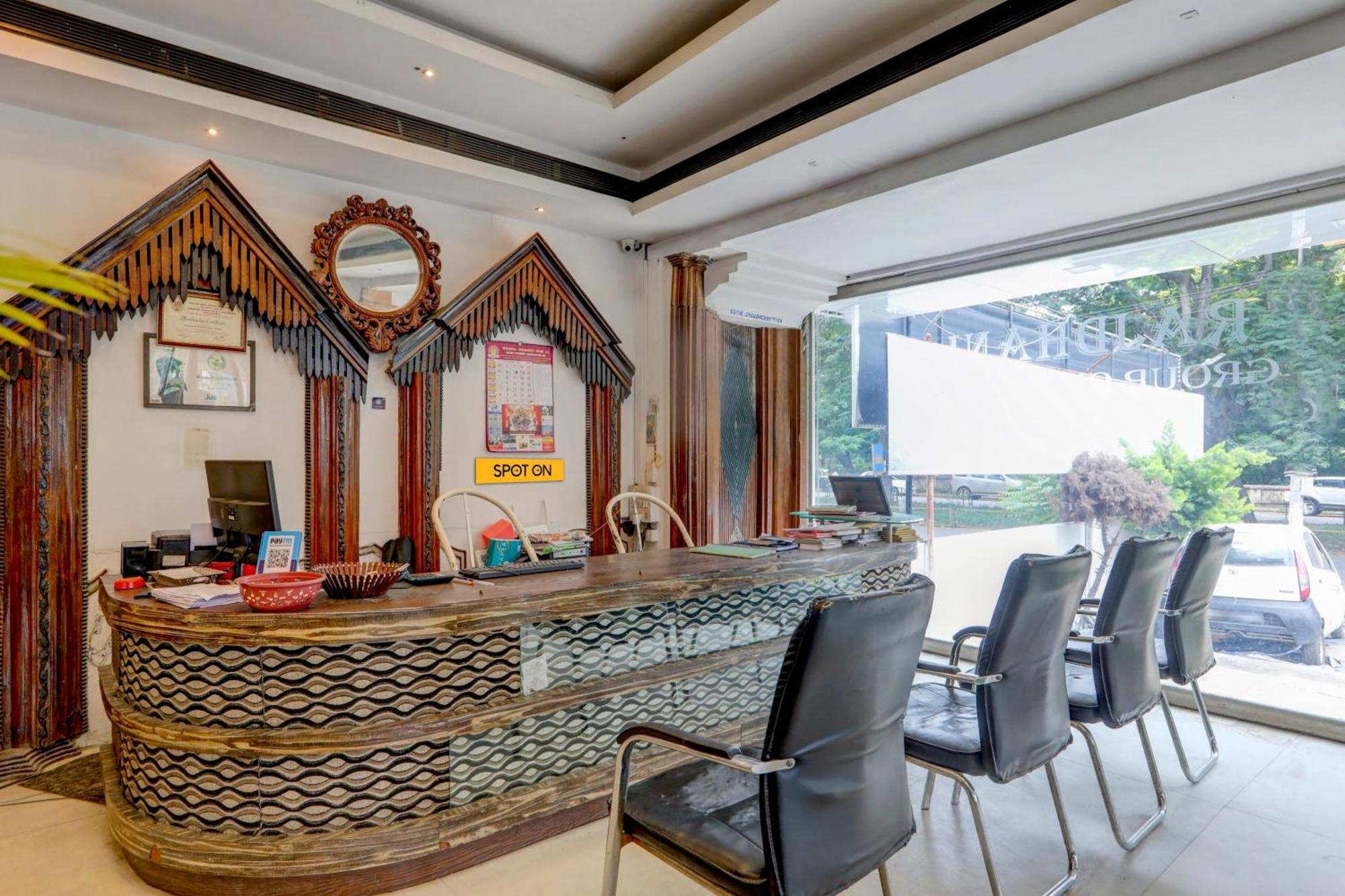 Hotel O Rajdhani Group Of Hotels مَسّور المظهر الخارجي الصورة