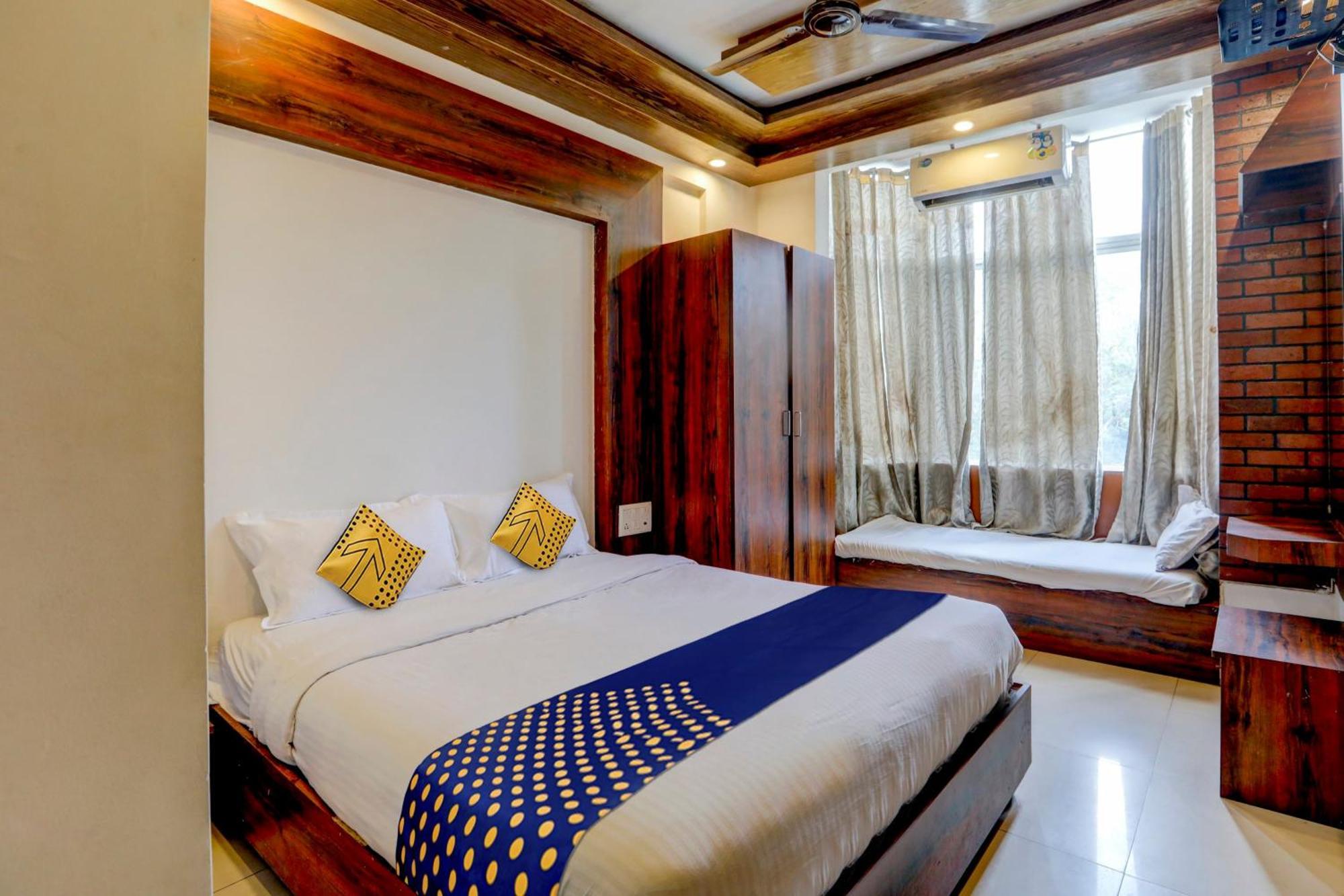 Hotel O Rajdhani Group Of Hotels مَسّور المظهر الخارجي الصورة