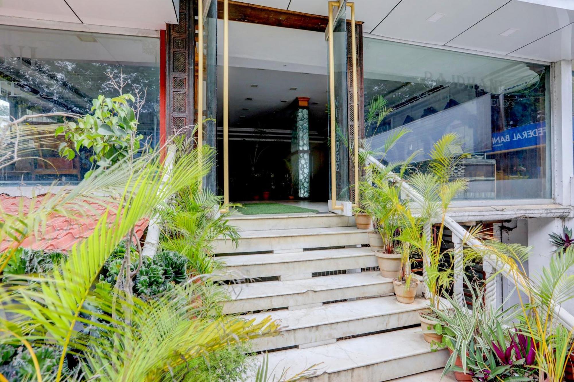 Hotel O Rajdhani Group Of Hotels مَسّور المظهر الخارجي الصورة