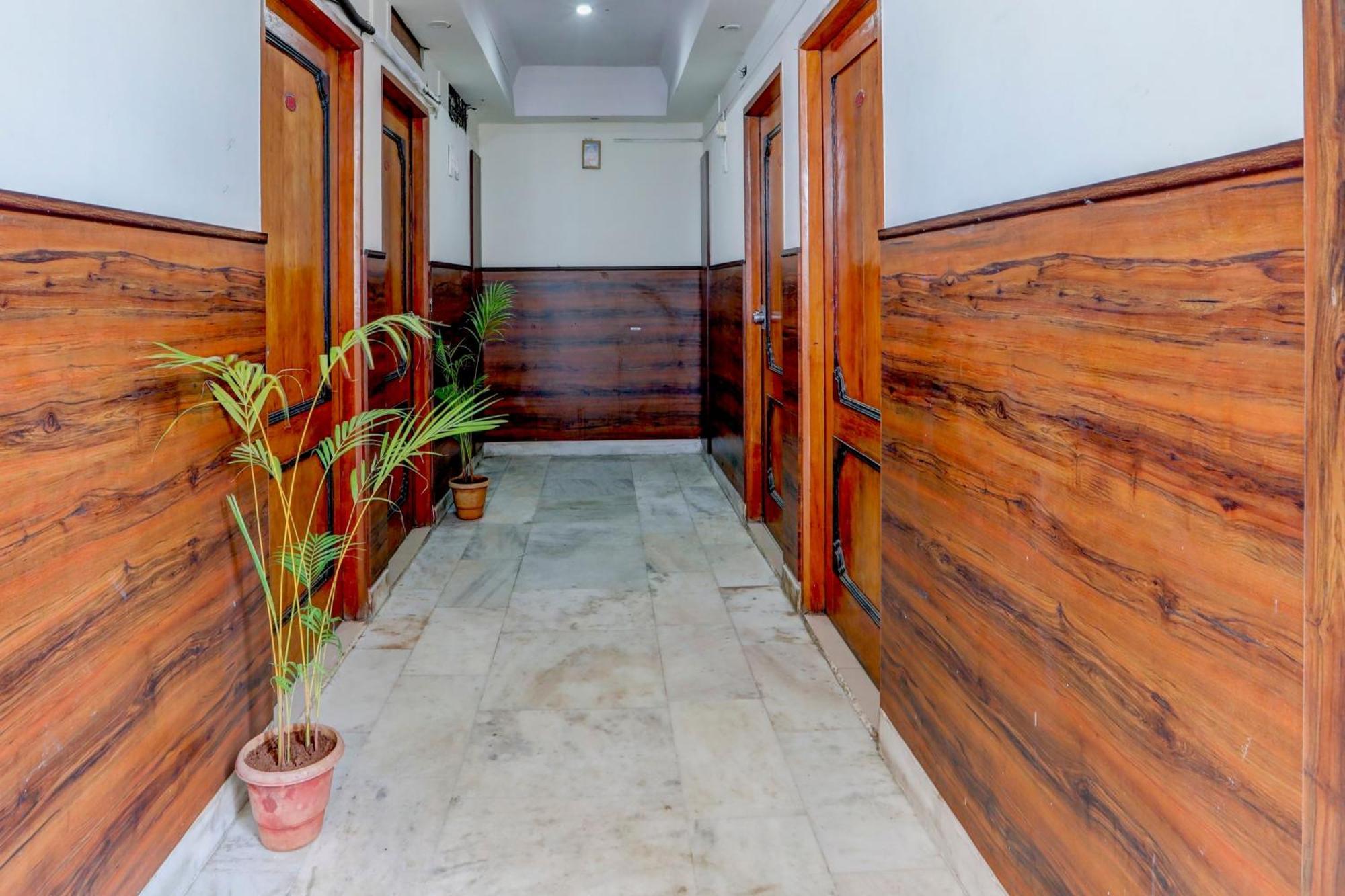 Hotel O Rajdhani Group Of Hotels مَسّور المظهر الخارجي الصورة